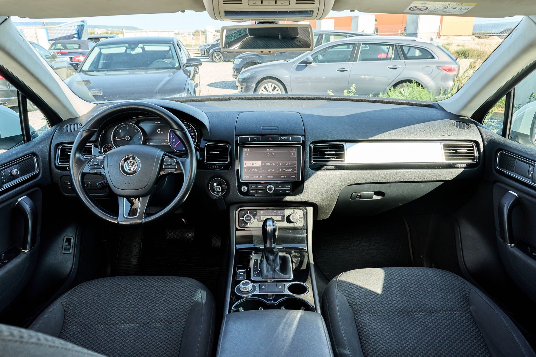 VW TOUREG 3.0D R-LINE 