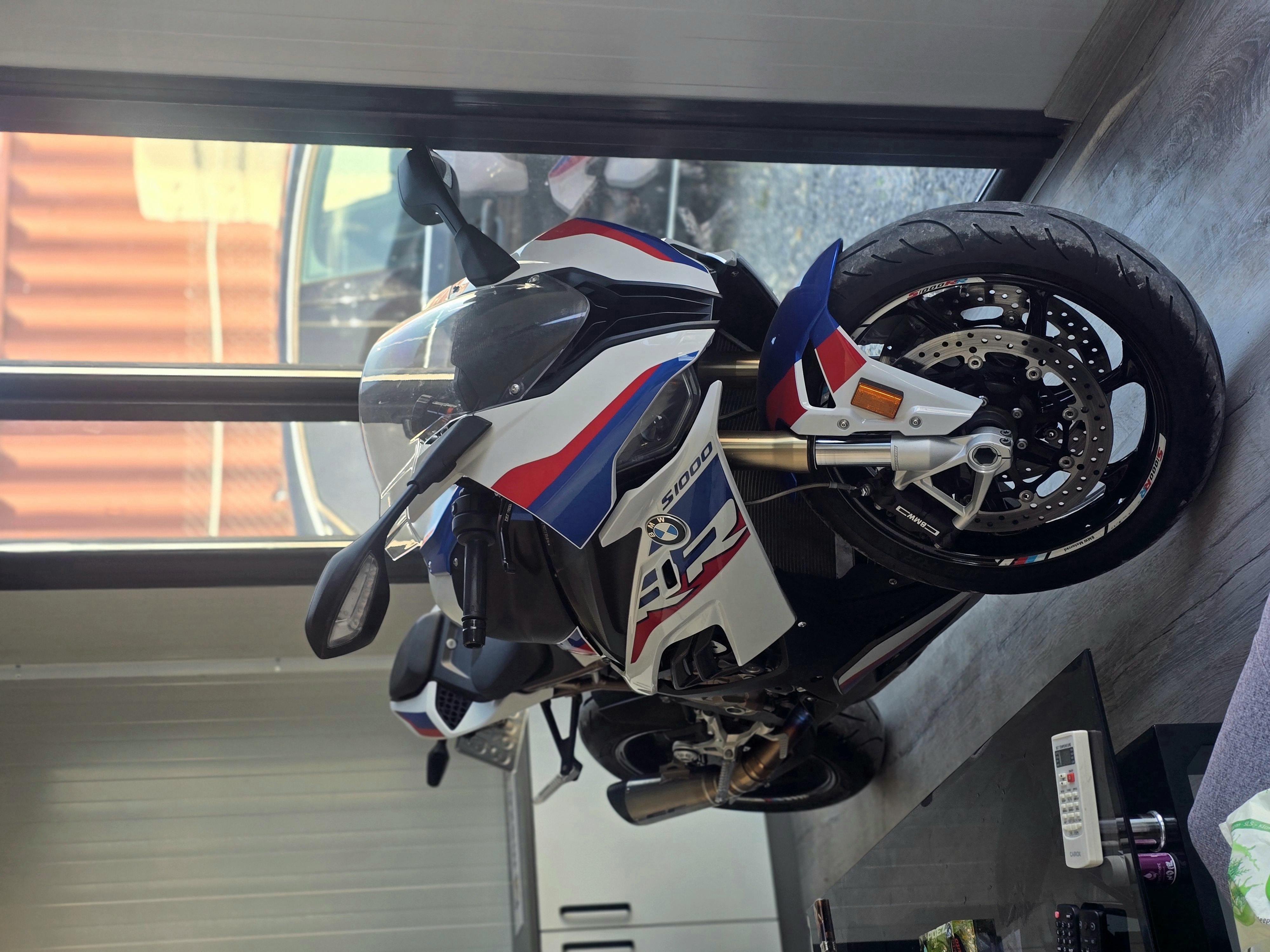 BMW S1000RR 