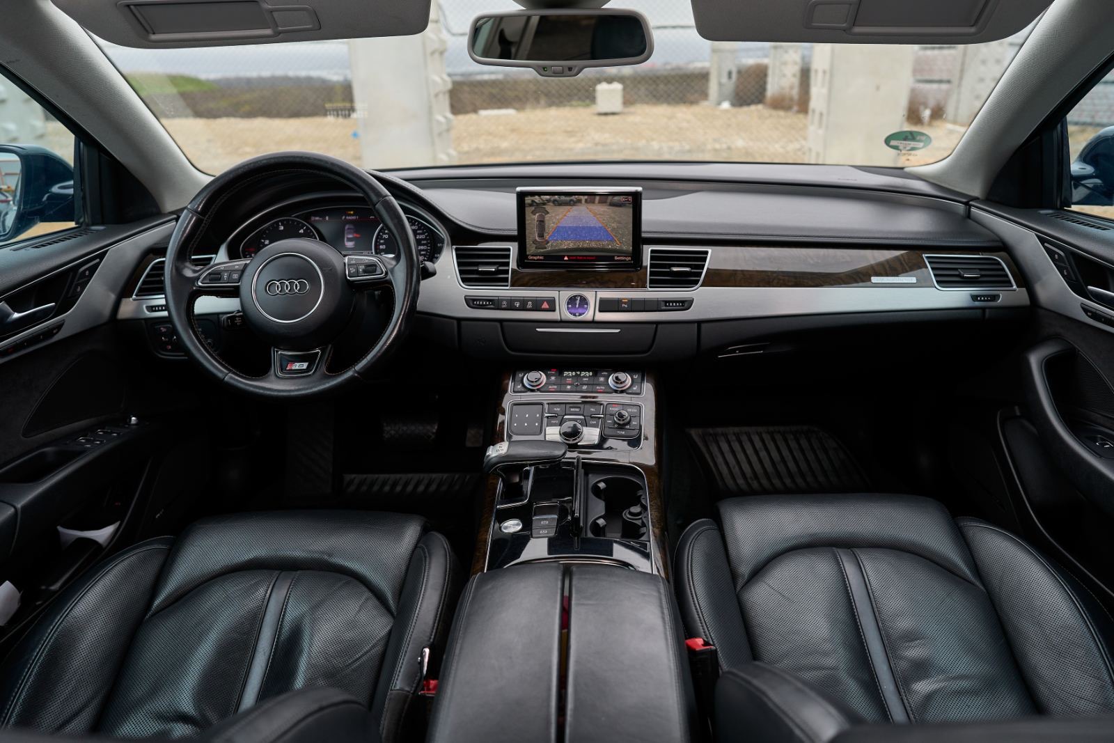 AUDI A8 3.0TDI 3X-TV W12 пакет 