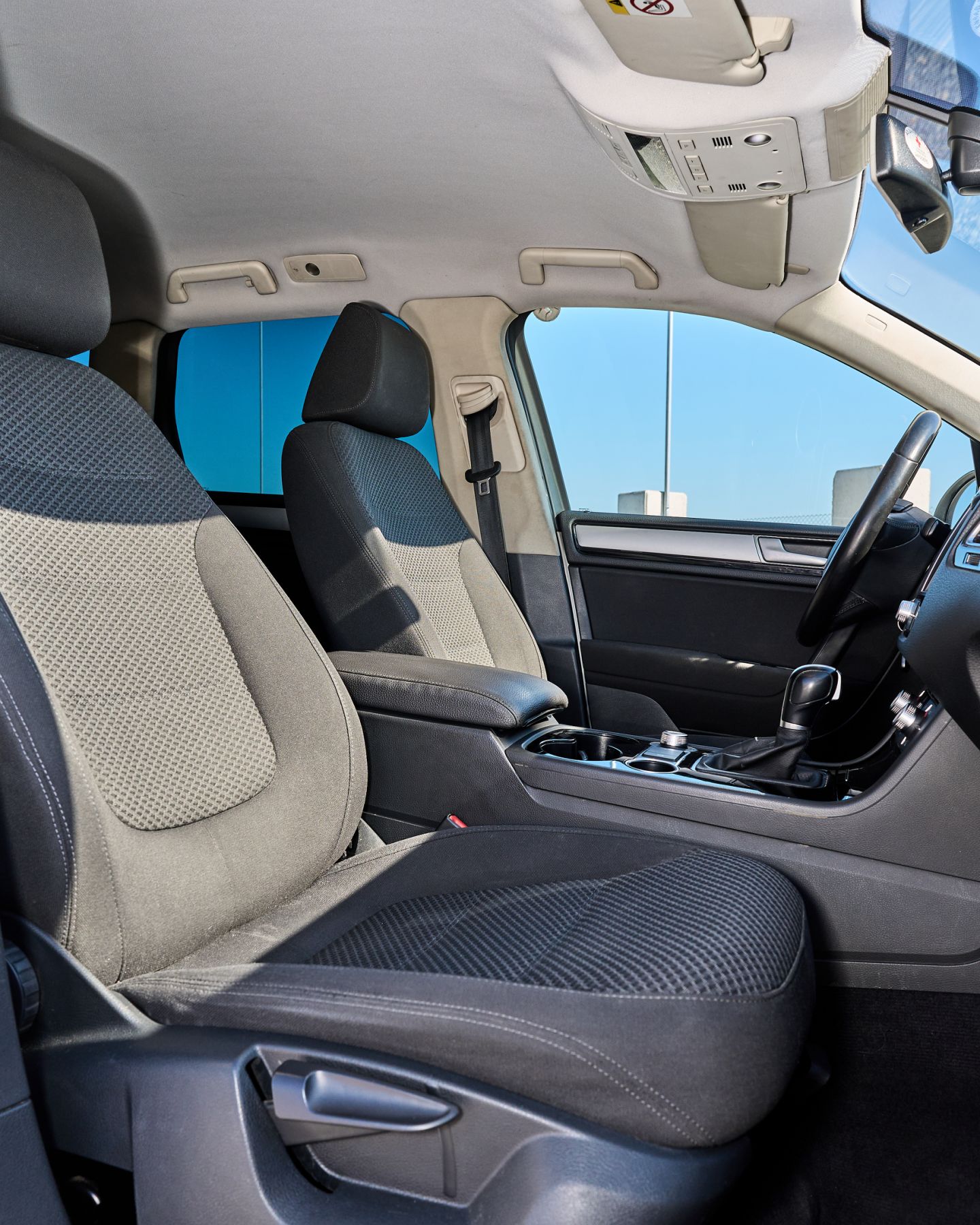 VW TOUREG 3.0D R-LINE 